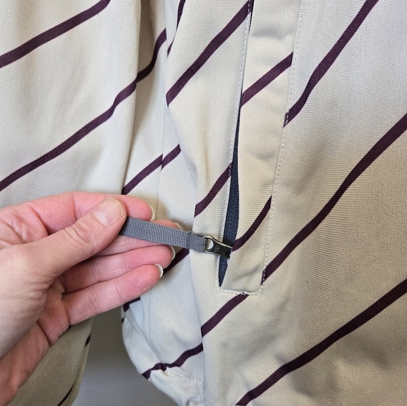 686 Smarty Cream and Maroon Striped Jacket. Size Large - Picture 5 of 14